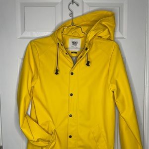 Men’s Long Yellow Rain Coat